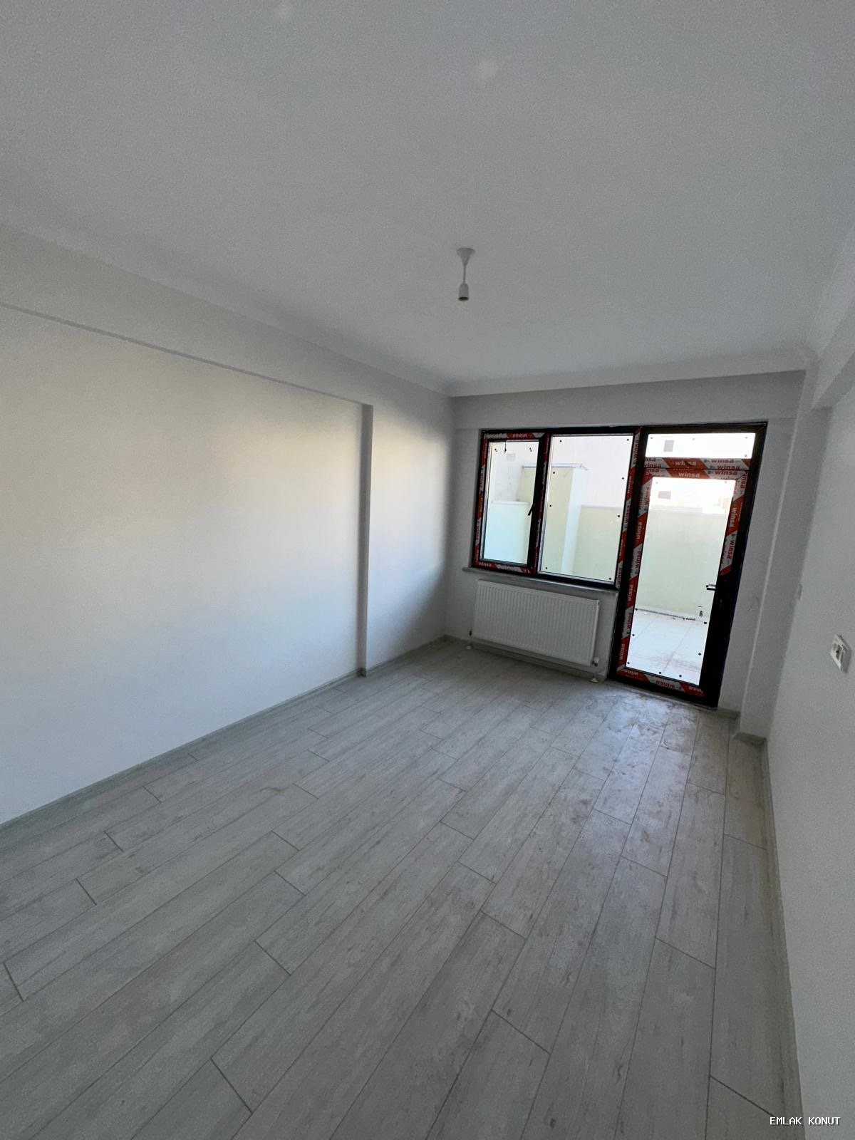 Sırabademler Cadde Cephe 3+1 Daire