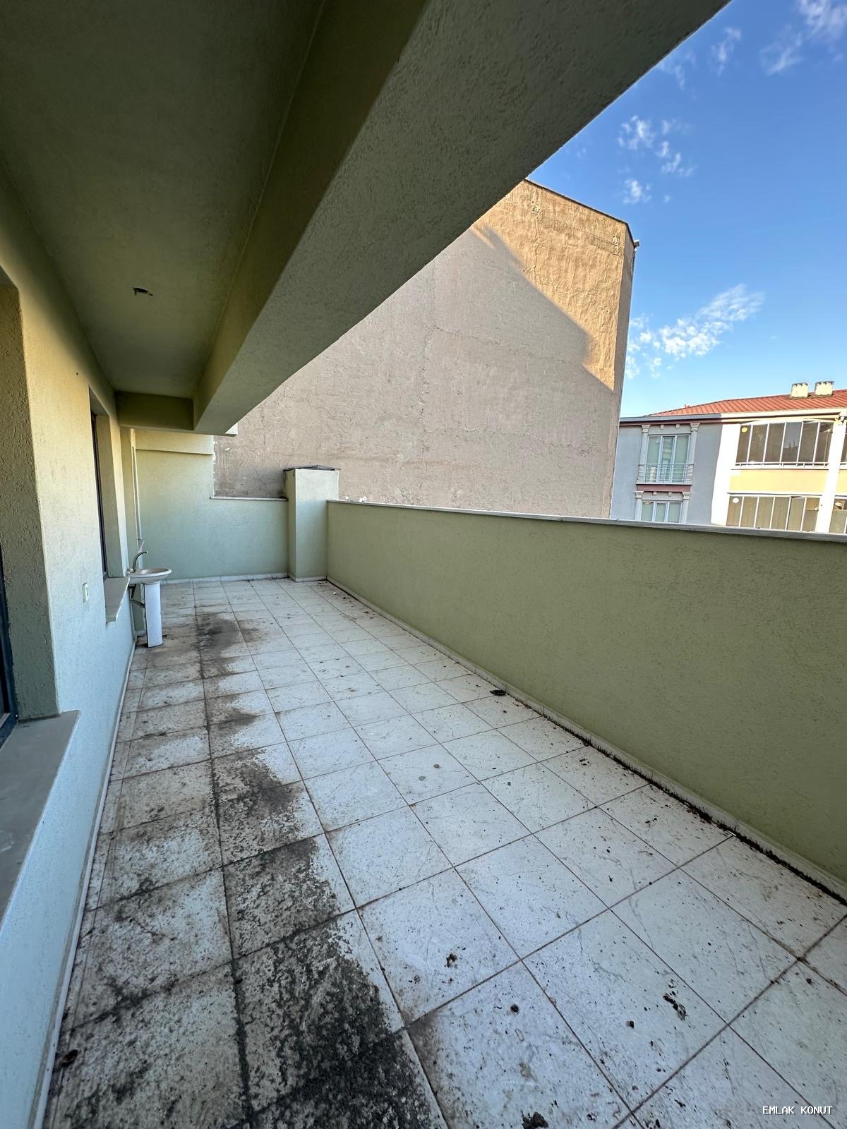 Sırabademler Cadde Cephe 3+1 Daire